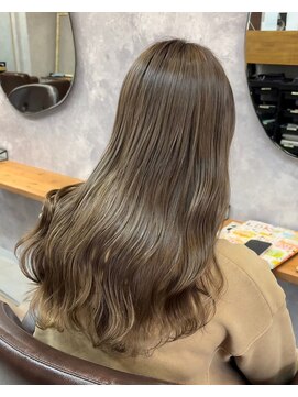 ブルーアンドカンパニー(BLUE&Co.) ミルクティーカラー