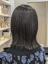 ポジ(poji)&nbsp;外はねボブ　きりっぱなし　韓国風　髪質改善トリートメント