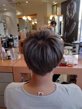 シャンプーボーイ 佐世保駅前店(SHAMPOO BOY) 【ブリーチ/ハイライト/パーマ】