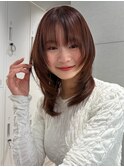 レイヤーカットミディアムボブ暖色カラーブラウントーンダウン