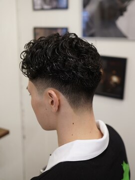 ザチョップショップ キチジョウジ(THE CHOP SHOP KICHIJOJI) テーパーフェード　カットシェービング吉祥寺理容