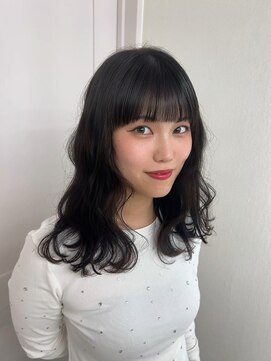エレラビューティー(ELERA beauty) ロングレイヤー/巻き髪ロング/黒髪