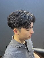 ビーダンディー(Bee dandy) ビジネスツーブロックショート フェザーパーマ サイドパート