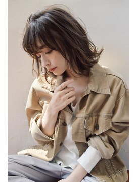 ロマリア 渋谷 渋谷宮益坂(Lomalia) 【Lomalia /渋谷】ヌーディロブ2 グレージュ切りっぱなしボブ