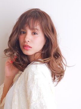 ムーン ティコブラーエ(moon tico brae) エアリーミディ/ショートパーマ/黒髪カタログ/ホワイトアッシュ