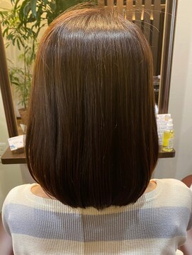 リラエミュー(rela emu) 雨で髪が膨らんでしまう！そんなお悩みが解消出来ました