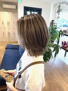 ルル カリス(lulu CHARIS) 外ハネスタイル