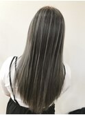 アッシュグレージュ