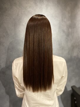 ニル(Nir) うるツヤストレート