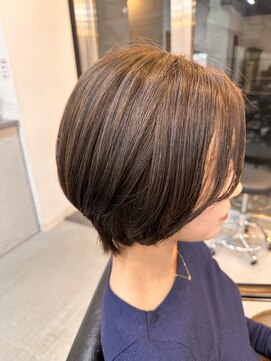 アンス(ans) ショートボブ＋透明感カラー