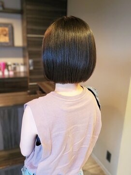 メゾン アヴァロ(Maison Avallo) 艶髪丸みボブ
