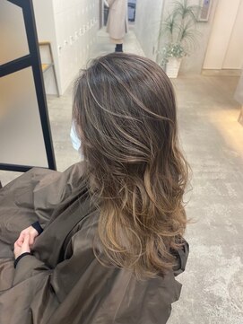 ジーナ 船橋(Zina) 髪質改善＊ロングレイヤーグレーベージュ＊美髪【Zina船橋】