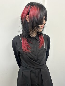 キー(kii) ウルフカット+エンジェルリングカラー