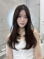 フォンズ(FONS)&nbsp;透明感ショコラグレージュ/ロングレイヤー/薄め前髪/表参道