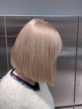 ロンドウル 熊本(Lond ulu) 韓国へア/ブリーチ/顔周りカット/ハイトーン/レイヤーカット/