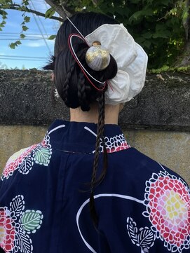 ヘアーアイストゥーレ(HAIR ICI TRE) タイトアレンジ艶アレンジリボンアレンジお団子アレンジ