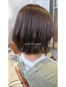 ラドンナアデッソ(LA.DONNA ADDESSO) アッシュブラウン
