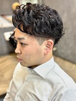 ヘアーサロン フォーメン イデア(hair salon for Men idea)&nbsp;ナチュラルパーマ ツーブロック アップバング 束感【札幌】