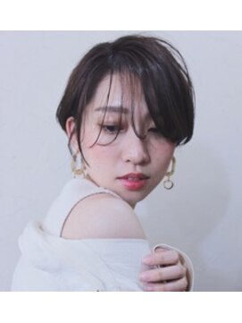 エミュー(emue) emue京都◯大人可愛いシースルーショート×ことりベージュ◯中島