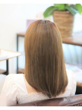 コシュ(coshu.) ブラウンベージュ★潤ケアトリートメント