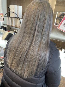 イヴァン アンド リズ 奈良店(IVAn & LIZ) #ハイトーン