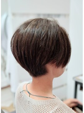 ヴィヴァーチェ(VIVACHE) ハンサムショート