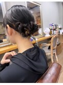 ねじりヘアアレンジ