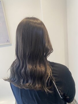 シェリール 八千代台駅(CHERIR) ホワイトベージュ×オリーブグレージュ【イヤリングカラー】