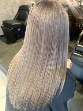 ラビス 池袋(Lovis) くびれヘア/縮毛矯正/ストレート/ハイライトカラー