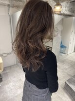 レヴリー(reverie)&nbsp;レイヤーカットブリーチなしダブルカラーミルクティーカラー