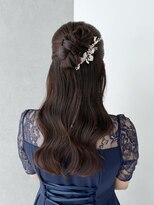カシュカシュ 表参道(cache cache)&nbsp;結婚式お呼ばれカチモリハーフアップヘアセット