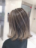 ジゼル(gisele)&nbsp;ナチュラルバレイヤージュ