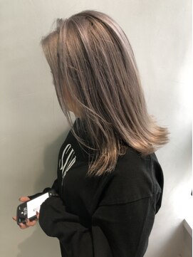 サングース(Sungoose) <sungooseTOKYO>ブランジュ外ハネミディ