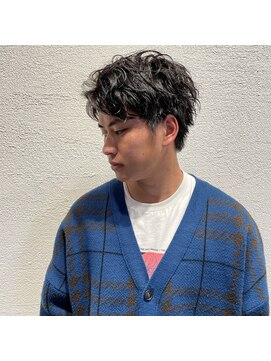 イツモノトコロ(kami to zakka) 【イツモノトコロ】刈り上げすぎない大人スパイラルパーマ！