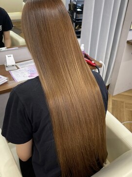 シカ 神戸三宮元町店(Cica) 髪質改善 UPTOGLOSS 三宮 神戸美容室 トリートメント 美髪 元町