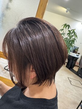 レイファ(REIFA) グラデーションショートボブ