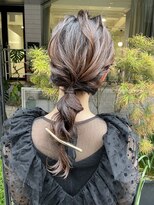 シェル(SHEL+L)&nbsp;セミロングStyle編み下ろしアレンジ【滝野】