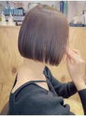 ブリーチなし地毛風カラー/前髪あり切りっぱなしボブ/新宿