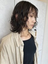 ガレリアエレガンテ 多治見店(GALLARIA Elegante) ミディアムパーマ　中崎