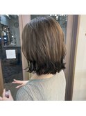 切りっぱなしボブ ブラックルーツカラー