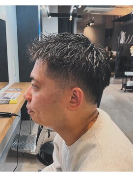 ヴィ 大宮(Vii) ダークアッシュ/カルマパーマ/アッシュブラック