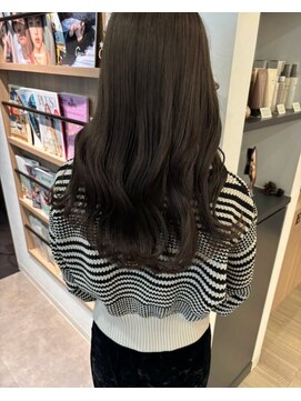 ユーフォリア 青山(Euphoria) 【担当きょうこ】赤み消しオリーブグレージュ/透明感カラー