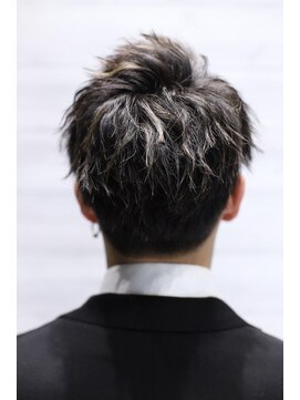 リップス 吉祥寺店 (LIPPS) ツイストアップバングショート