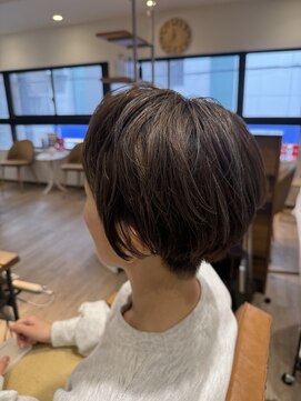 コルテ(Corte) アシメショート×ハイライトグレージュ♪