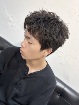 クオンヒール 淀屋橋店(QUON HEAL) メンズショート/スパイキーショート/ピンパーマ/フェード×