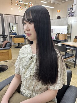 ココロ(COKORO) 黒髪ロング_酸性縮毛矯正_艶髪