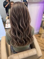 ロンド フィーユ(Lond fille)&nbsp;ハイライトハイトーンカラー担当平川友理