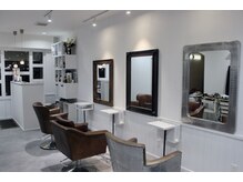 リライ(salon the rely)