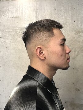 グッドプレイスアンドシング(Good Place&thing) メンズ刈り上げ短髪クロップスキンフェードバーバースタイル