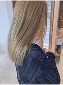 透明感ブロンドヘア
